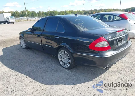 2007 Mercedes-Benz E 350 4Matic z USA, uszkodzony, nr VIN WDBUF87X57B156226